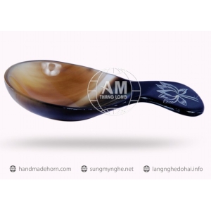 MUÔI THÌA NĨA SỪNG