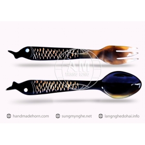 MUÔI THÌA NĨA SỪNG