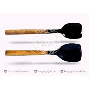 MUÔI THÌA NĨA SỪNG