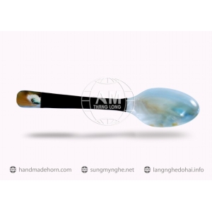 MUÔI THÌA NĨA SỪNG