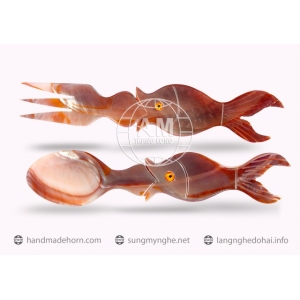 MUÔI THÌA NĨA SỪNG