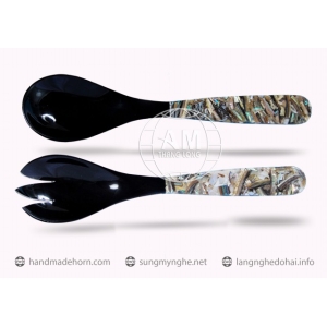 MUÔI THÌA NĨA SỪNG