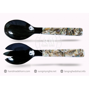 MUÔI THÌA NĨA SỪNG