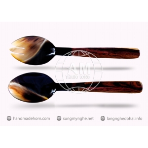 MUÔI THÌA NĨA SỪNG