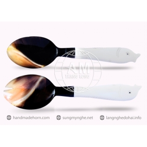 MUÔI THÌA NĨA SỪNG