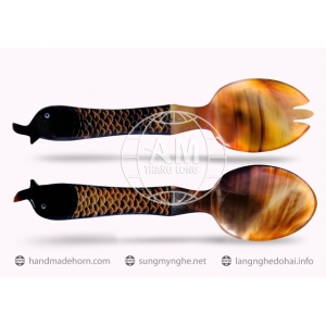 MUÔI THÌA NĨA SỪNG