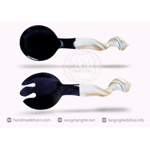 MUÔI THÌA NĨA SỪNG