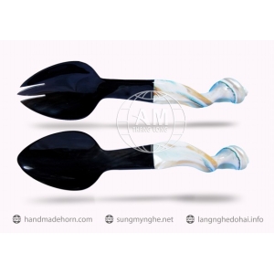 MUÔI THÌA NĨA SỪNG