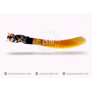 MUÔI THÌA NĨA SỪNG